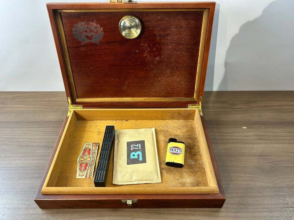 Wooden Desktop Cigar Humidor Box with Hygrometer Humidifier & Accessories